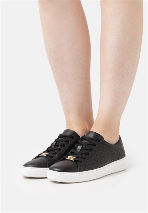 michael kors keaton lace up zwart|Michael Kors logo sneakers.